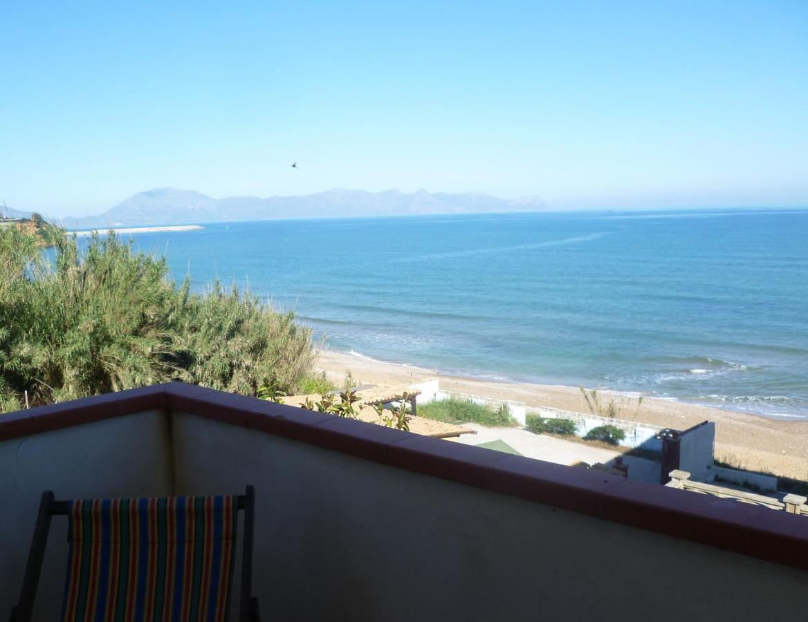 La Finestra Sul Mare Piano 2 Villa ตรัปเปโต ภายนอก รูปภาพ